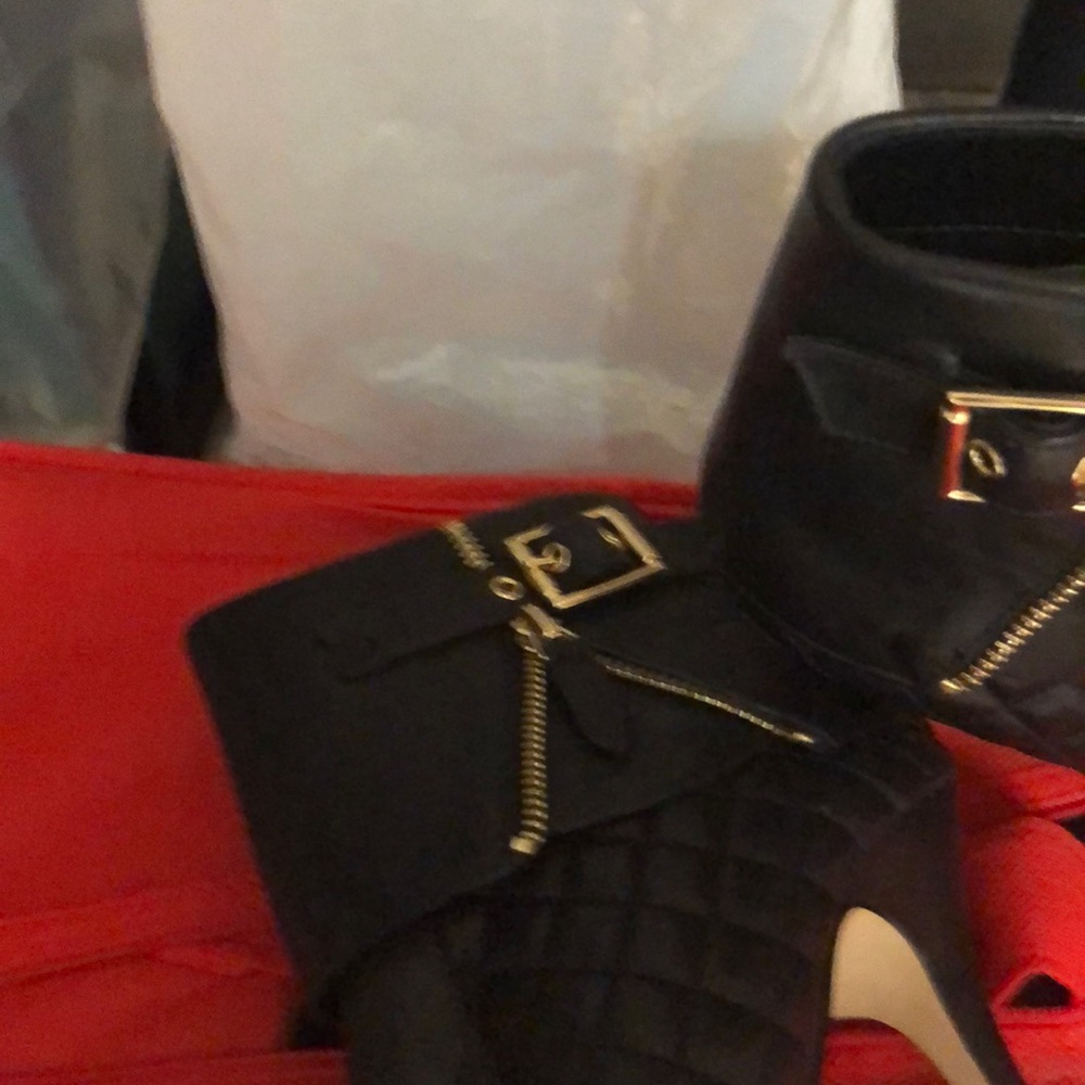Booties - Picture 6 of 6